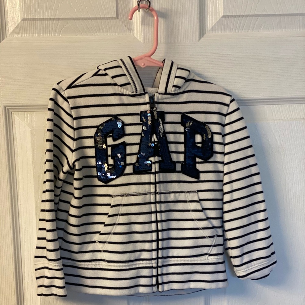 Girls Gap kids sweatshirt